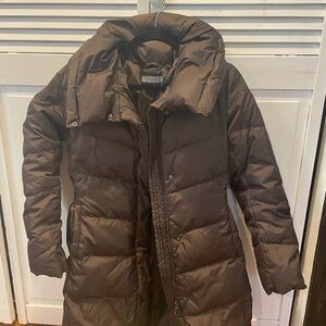 Uniqlo Women's Brown Puffer Jacket